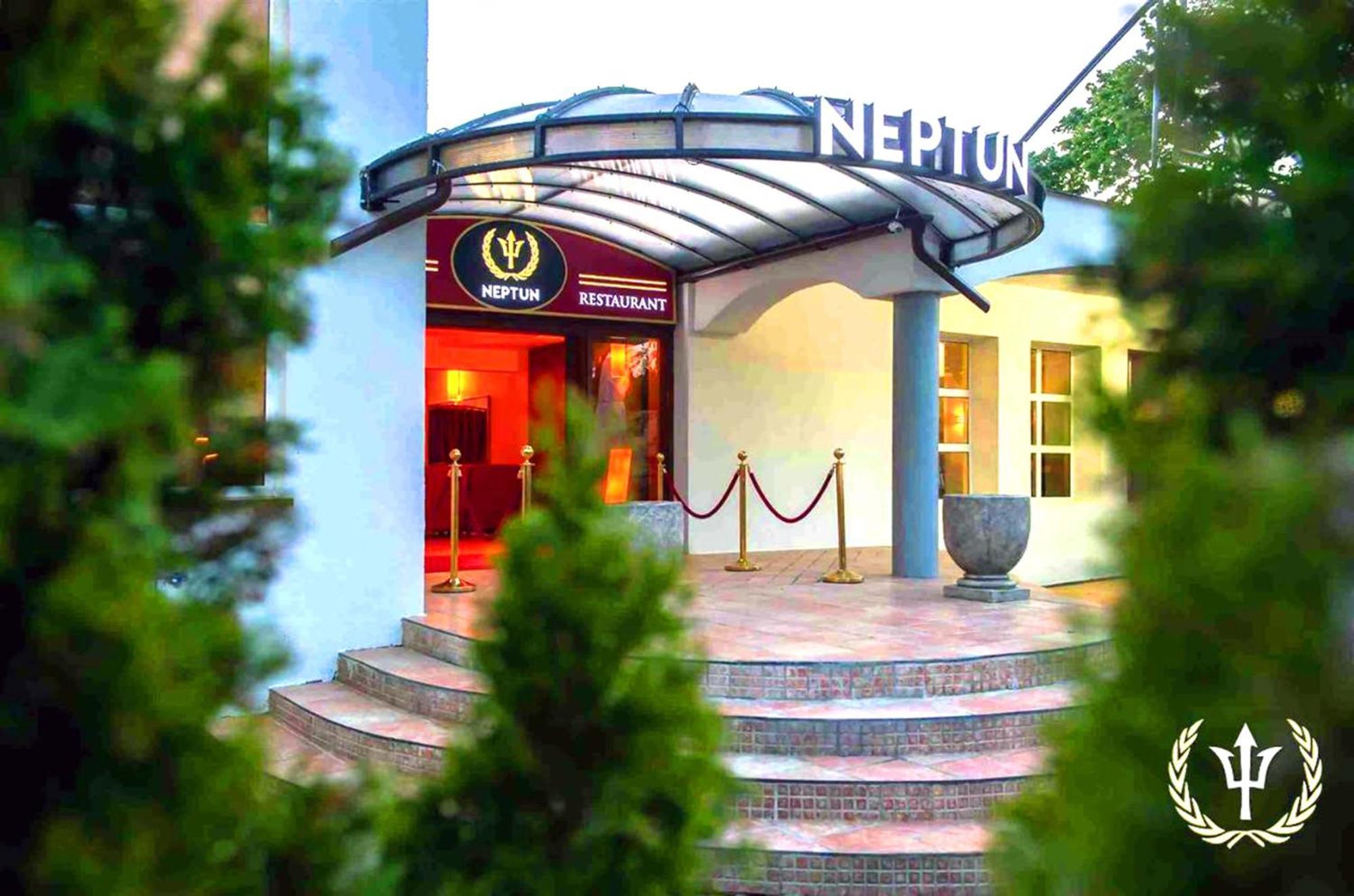 Hotel Neptun Jastrzębia Góra Exterior foto